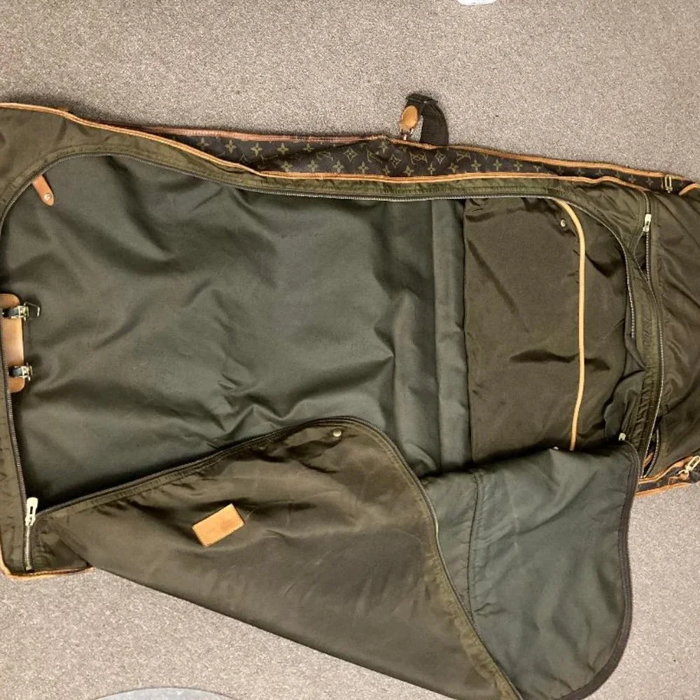 COPY - Louis Vuitton  Luggage
